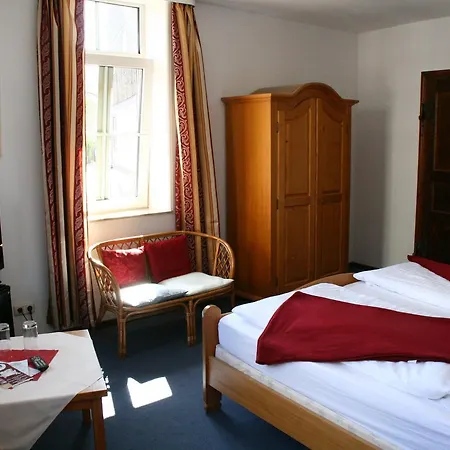 Village Hotel 3*